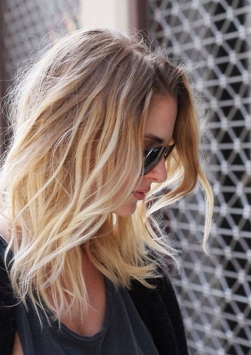 Sext-messy-wavy-ombre-hair-for-shoulder-length-hair