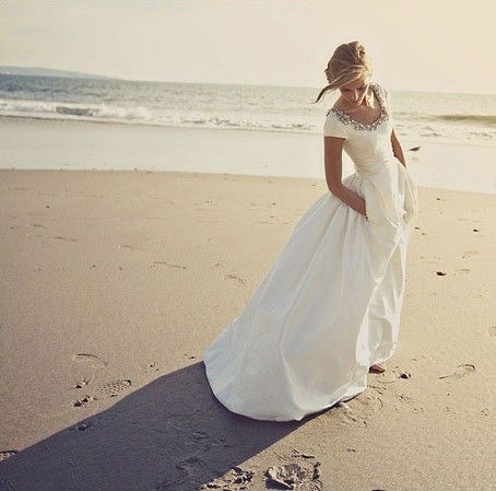 beach wedding dress1