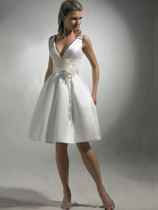 elegant_satin_embroidery_column_short_wedding_dress