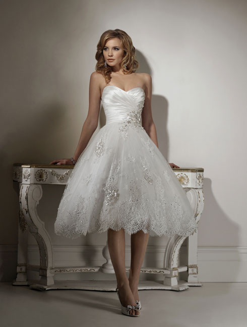 lovely white bride dresses