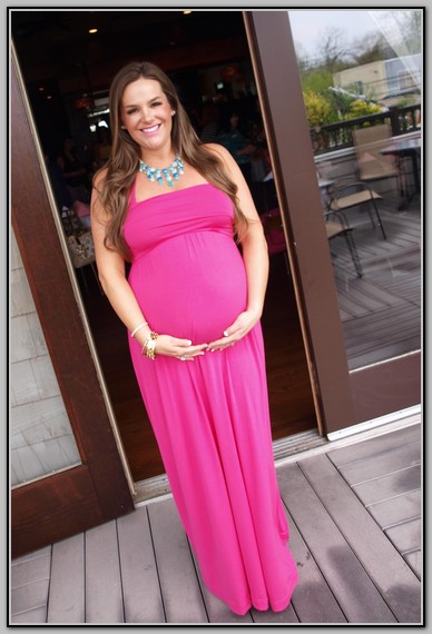 plus-size-maternity-dresses-for-baby-shower