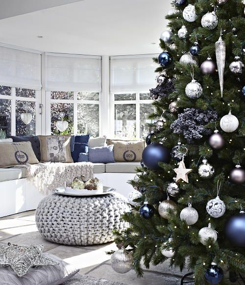 Christmas-Living-Room-Decoration-14
