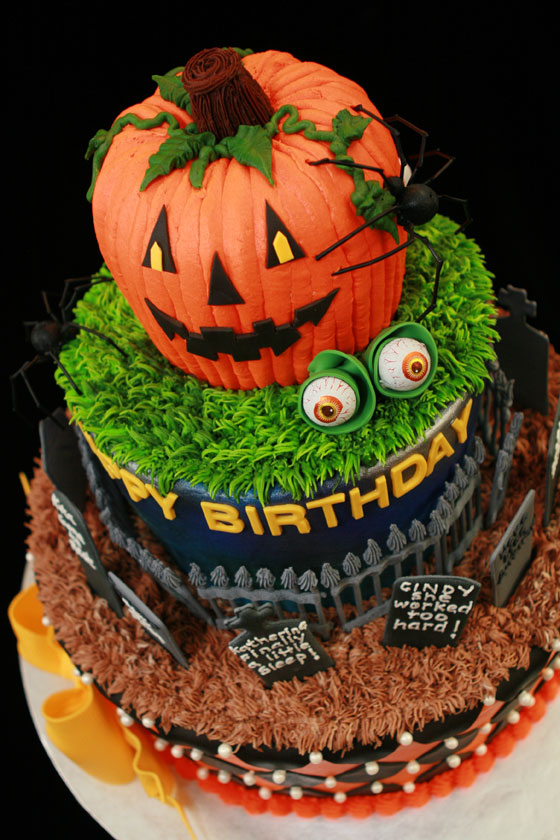Halloween-Birthday-Cake-