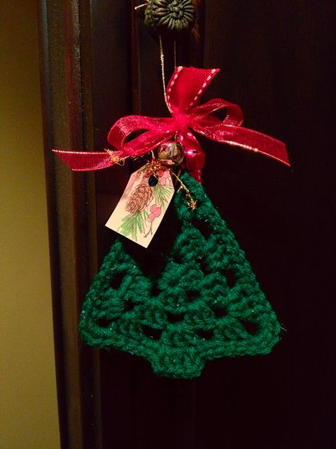 Knitted-Christmas-Decoration-11.