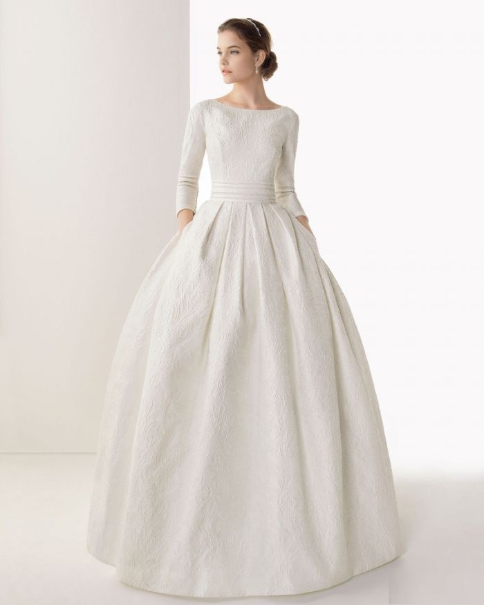 Long-Sleeve-Wedding-Dresses