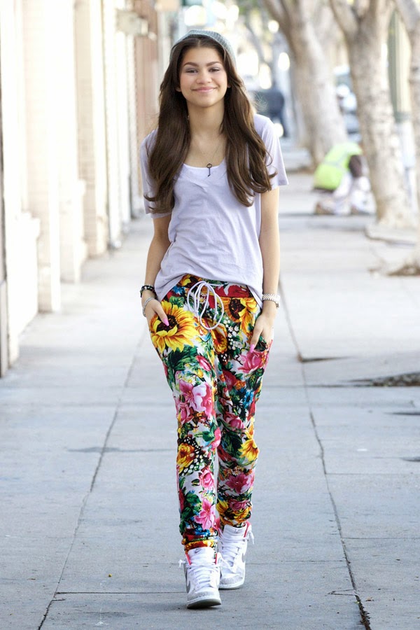 Top-Fashionable-Patterned-Pants-As-Street-Style