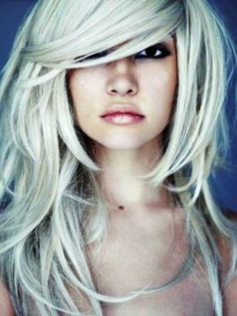 cute-winter-hairstyles-for-long-hair