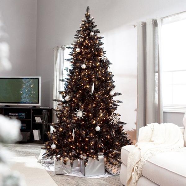 black-christmas-tree-decorating-ideas