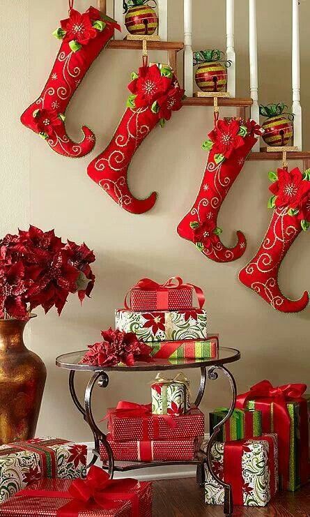 christmas-stockings-and-ideas-to-use-them-for-decor-14