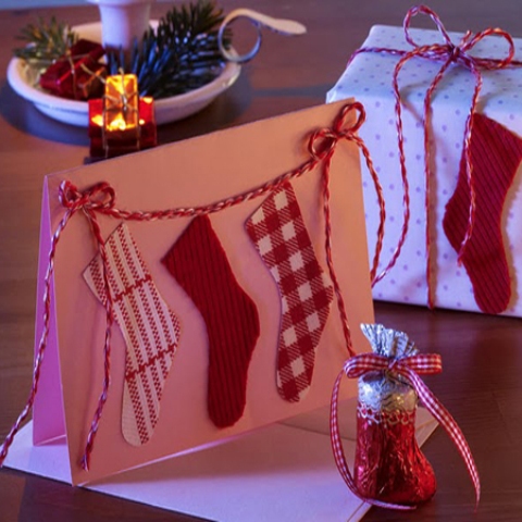 christmas-stockings-and-ideas-to-use-them-for-decor-19