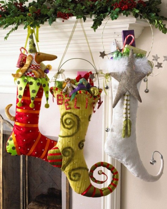 christmas-stockings-and-ideas-to-use-them-for-decor-4