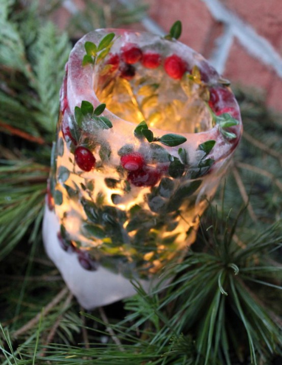 creative-ice-christmas-decorations-for-outdoors-8