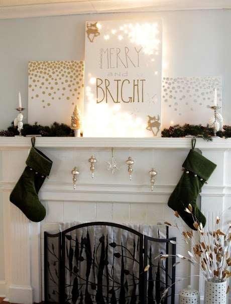 gorgeous-indoor-decor-ideas-with-christmas-lights-3.