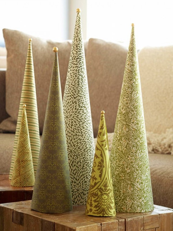 lovely-paper-cone-tabletop-christmas-trees