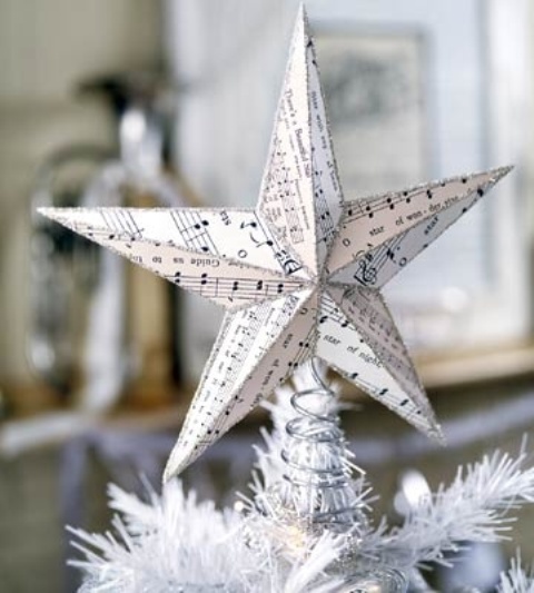 whimsy-and-creative-christmas-tree-toppers-5