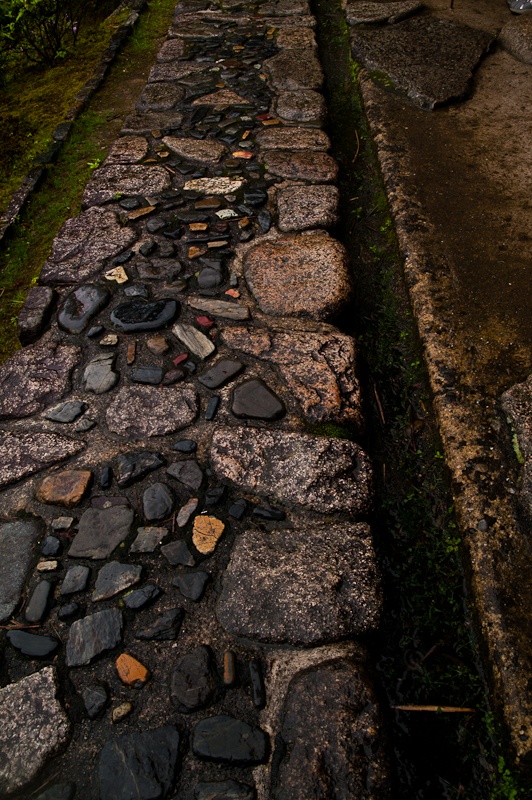 Garden-Stone-Path-11