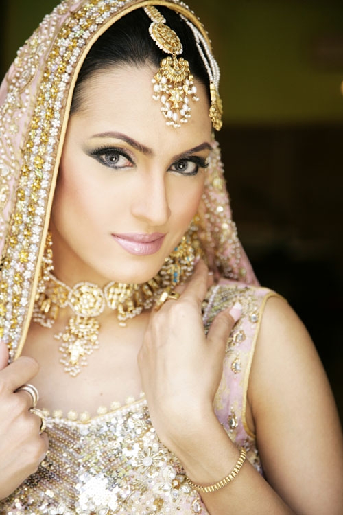 Indian-Wedding-Dresses-for-Bride 1