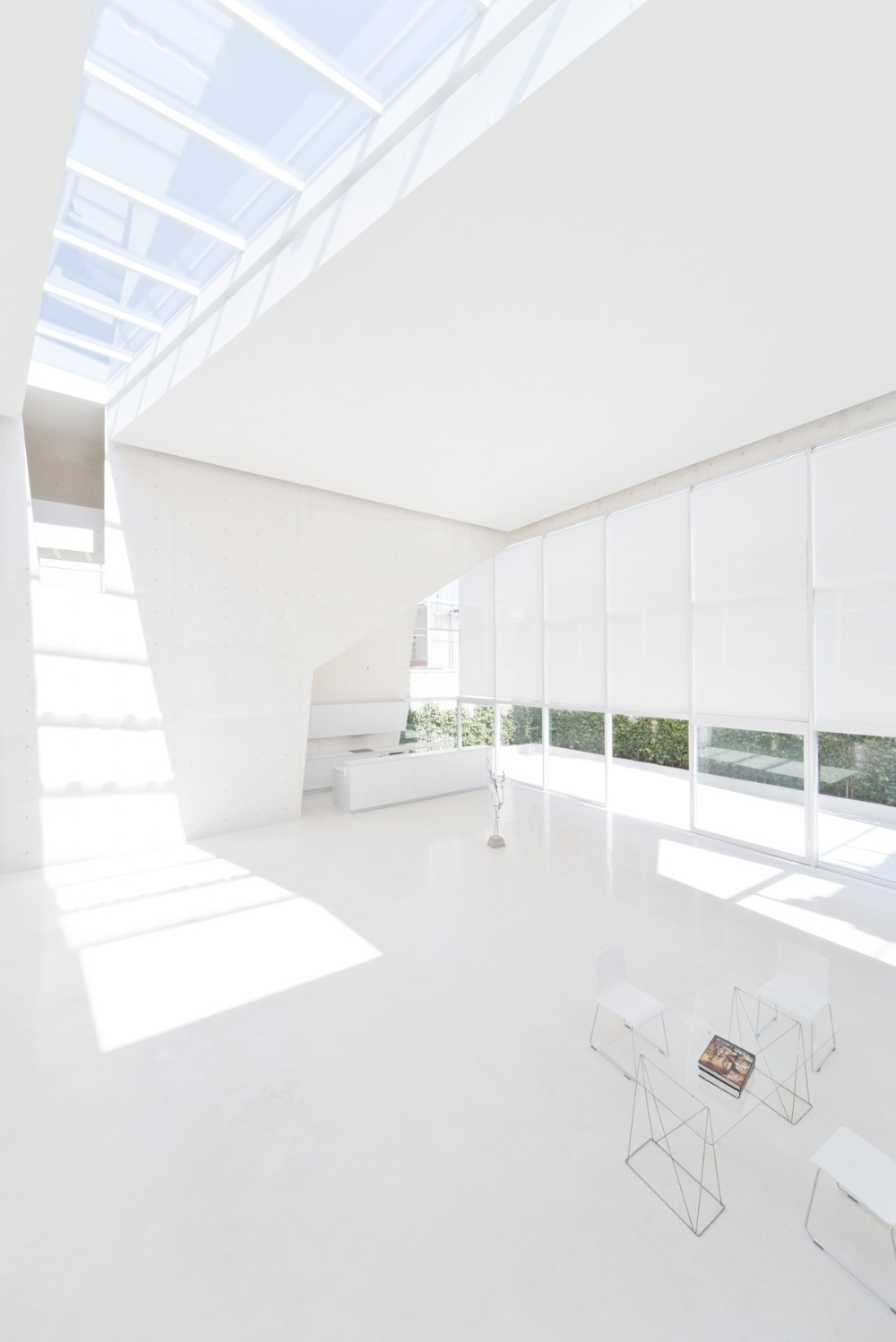 Interior-Design-pure-minimal-minimalist-clarity-white