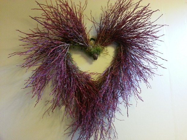 Outstandingly-Cute-Handmade-Valentines-Wreath-Designs-16-