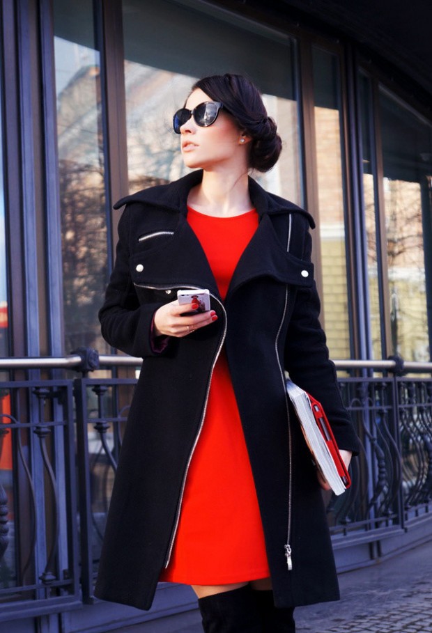 Wear-Red-on-Valentine’s-Day-20-Romantic-Outfit-Ideas-14