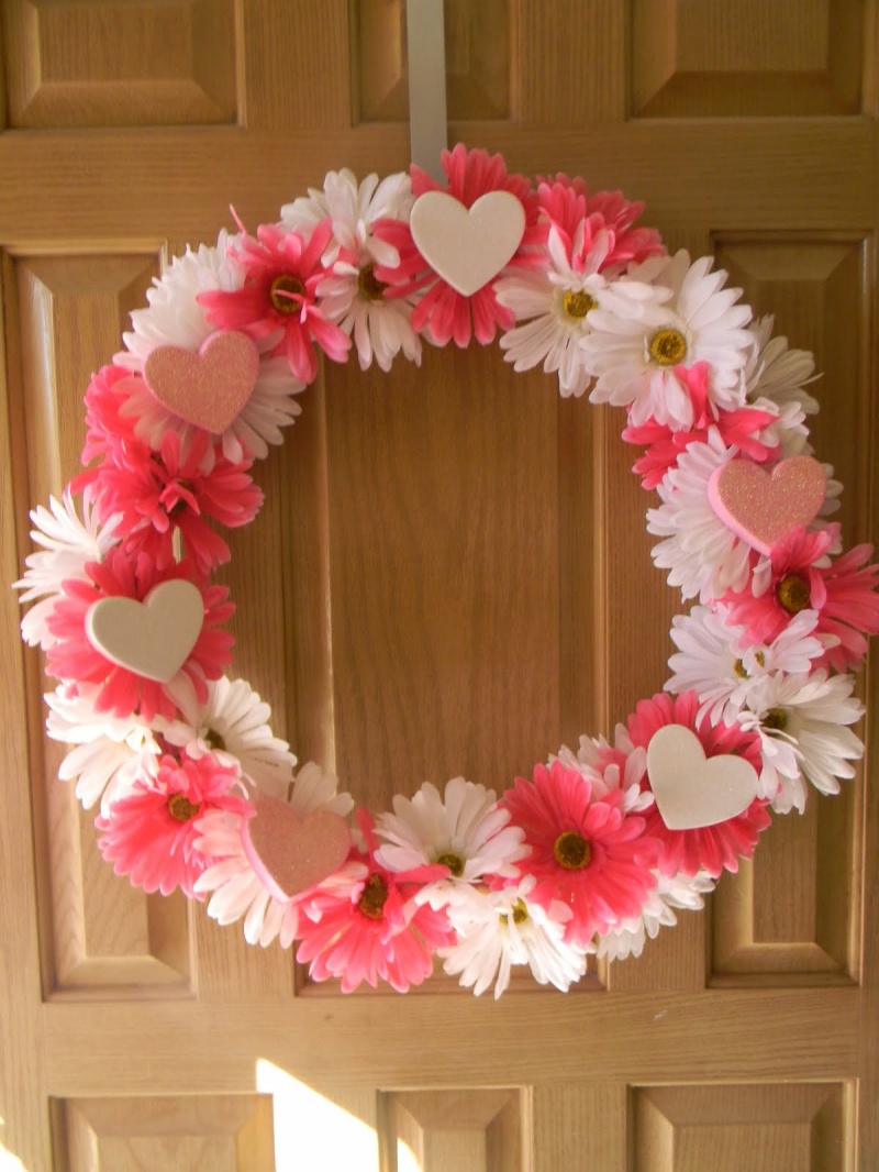 cool-diy-valentines-day-wreaths5