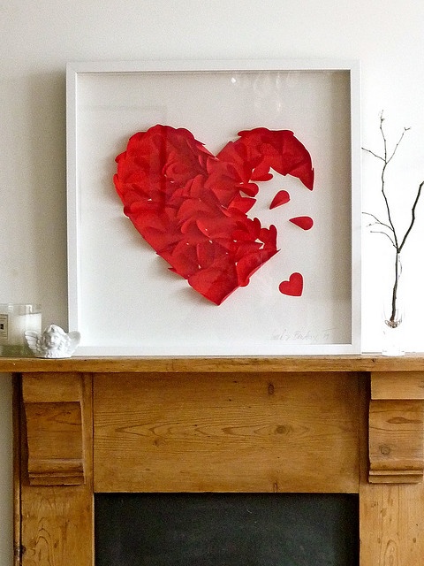 hot-red-valentine-decor-ideas-32