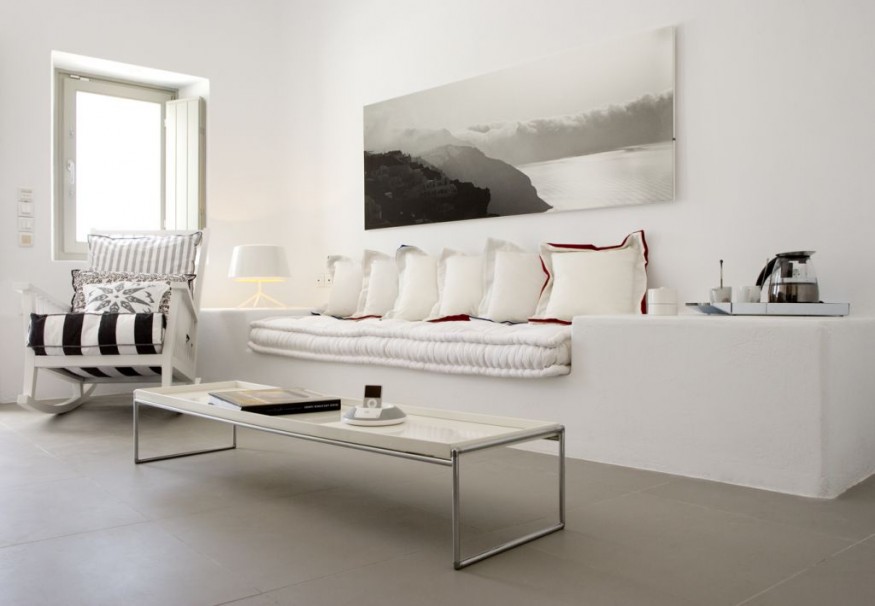 interior-modern-white-sofa-