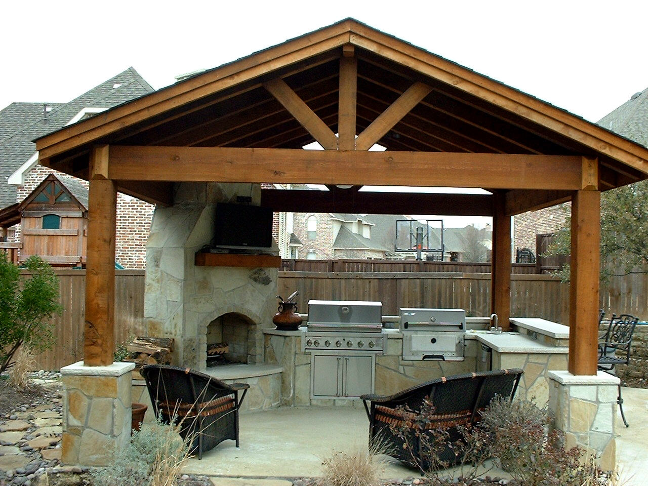 outdoor-patio-roof-designs.
