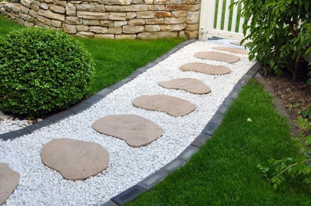 stone-walkways-garden-path-design-ideas