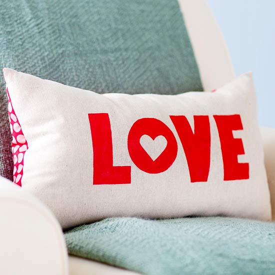 valentines-day-love-pillow