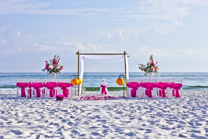 Beach-Wedding-Ceremony-Decorations-3-