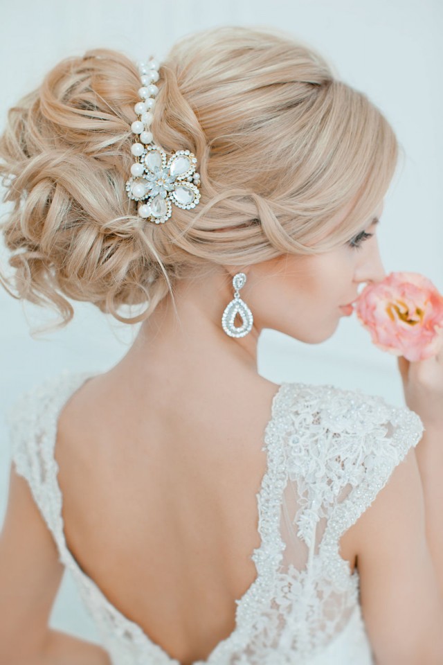 Beautiful-Bridal-Makeup-Idea.