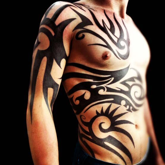 Tribal tattoo looks cool in use in this modern era. Although this design has been around since thousands of years ago, but not inferior to the design are made in today.
