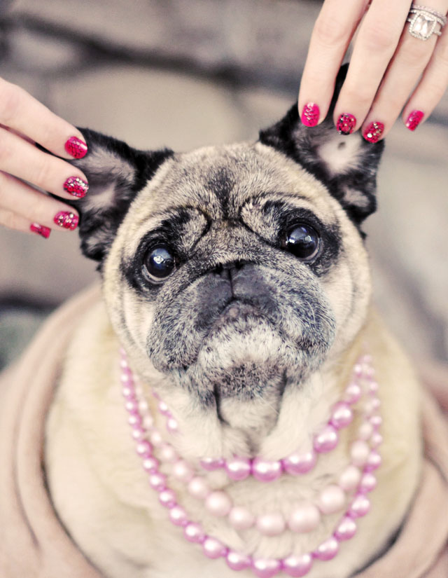 Pink-Pearls-Valentines-Nails.