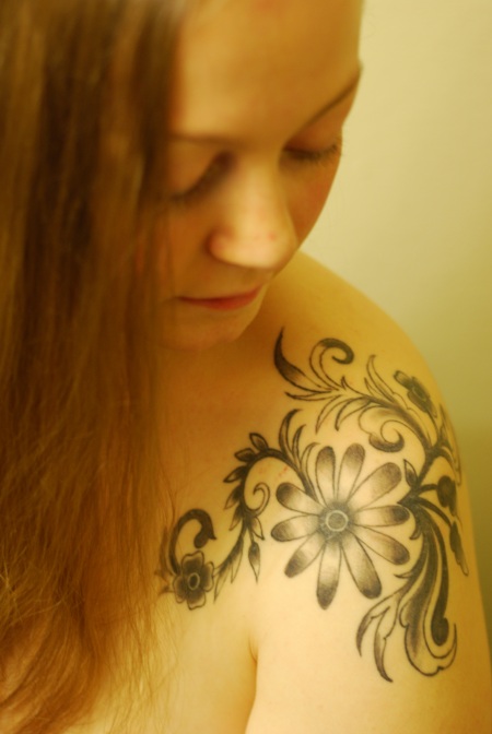 Shoulder-tattoos-women.