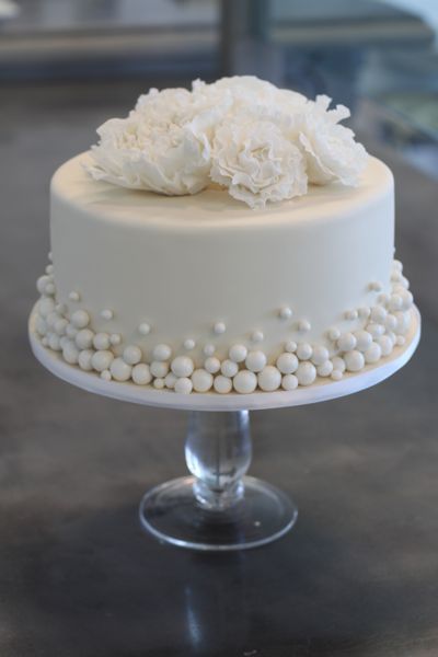 Small-Wedding-Cake.