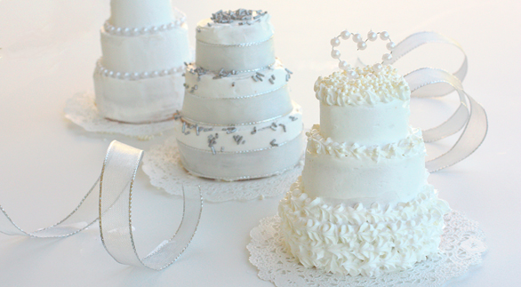 Small-Wedding-Cakes-Ideas.