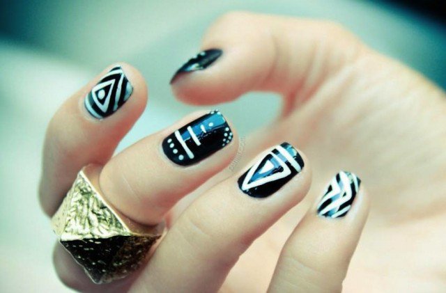 Stunning-Tribal-Nail-Designs.