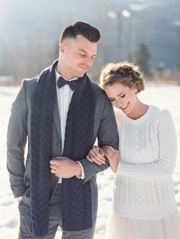 beautiful-winter-bridal-sweater-looks-