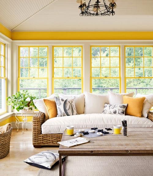 farmhouse-sunrooms-you-will-never-want-to-leave-24