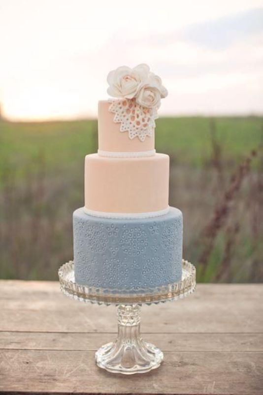 13-loveliest-serenity-wedding-cake-ideas-5.