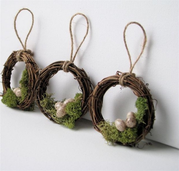 26-Creative-and-Easy-Handmade-Easter-Wreath-Designs-