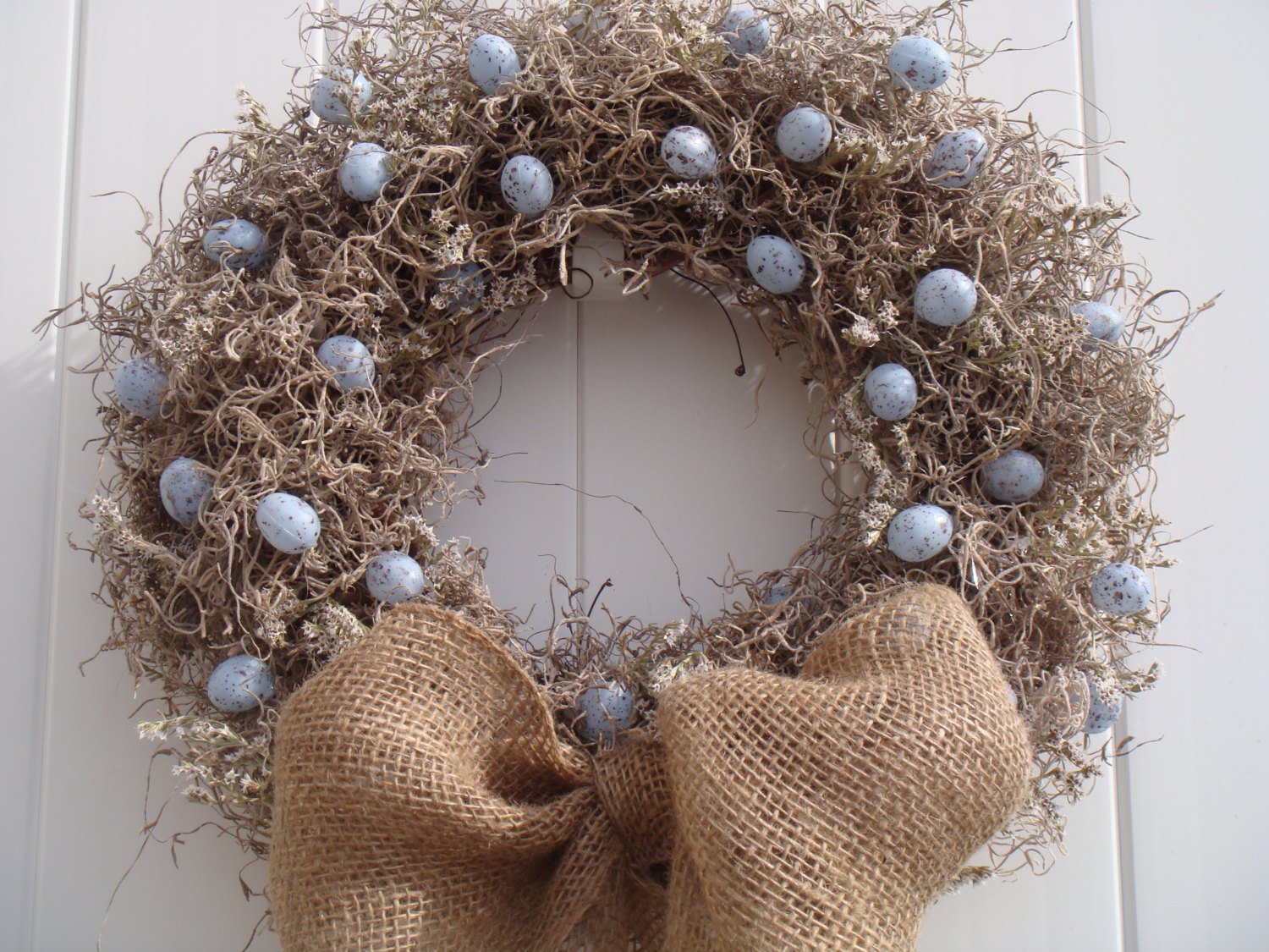 26-Creative-and-Easy-Handmade-Easter-Wreath-Designs-6.