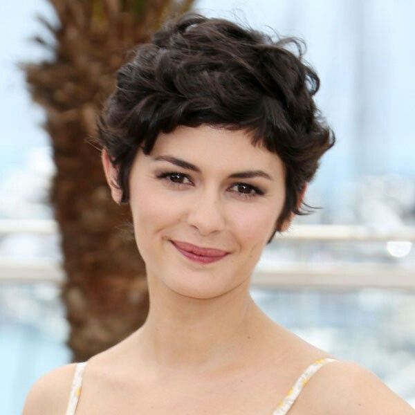 45 Hot Short Curly Pixie Hairstyles For The Upcoming Summers
