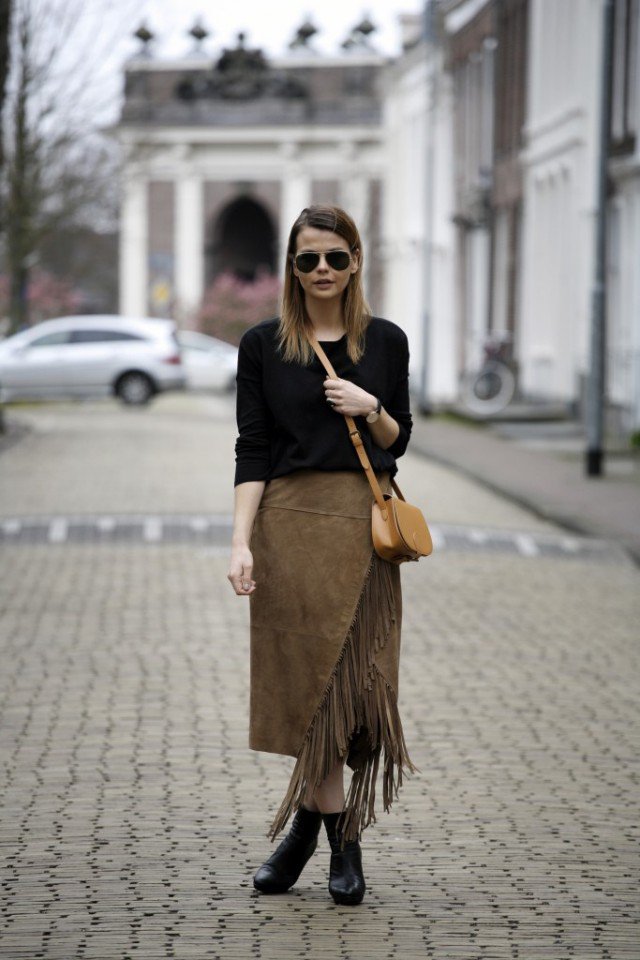 Black-Top-with-Suede-Skirt.