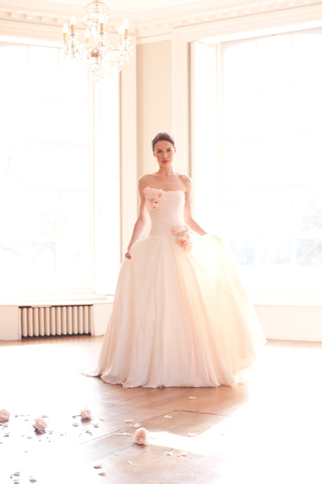 Blush-Wedding-Dresses-Ideas (1).