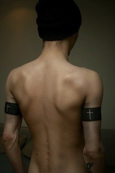 Cross-Tattoos-331.