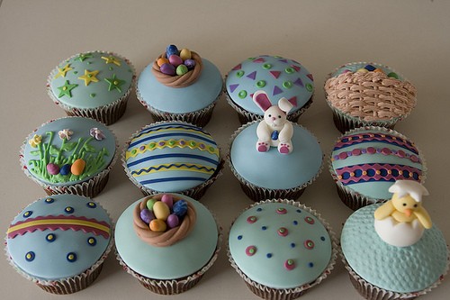 Easter - Easter decor - holiday decorating - decor - easter bunny - easter egg - easter candy - desserts - food - easter cupcakes
