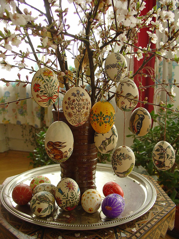 Easter-Eggs-Ideas-for-Plants.