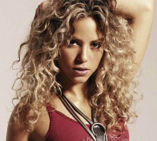 Latest-Trends-Of-Long-Curly-Hairstyles-2014-For-Women